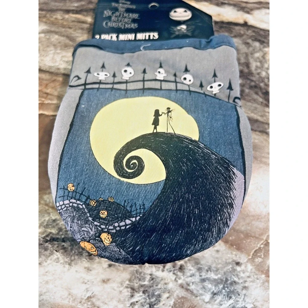 Disney Nightmare Before Christmas 2 Pack Mini Oven Mitts Halloween Graveyard NEW